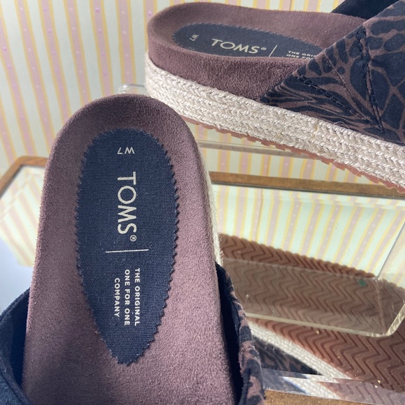 Toms Black and Brown Patterned Wedges - Picture 8 of 14